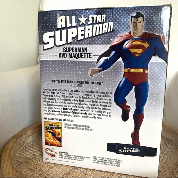 DC Comics Direct All-Star Superman DVD Maquette Statue - Picture 14 of 15